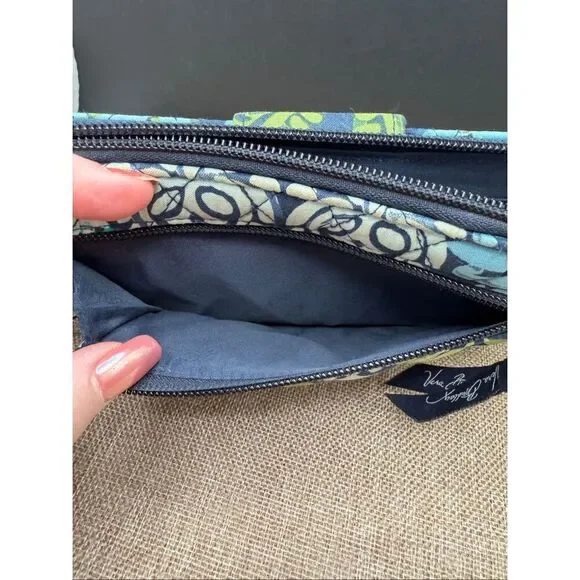 Vera Bradley Turn Key and Zip around Wallet Caribbean Sea Design - Picture 8 of 9